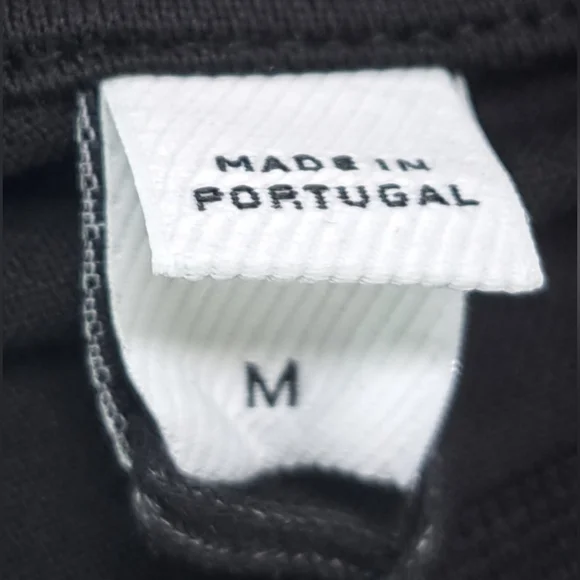 NWT Burberry Men's T-Shirt Tee Black Power Fist TB Logo Organic Medium - Picture 5 of 16